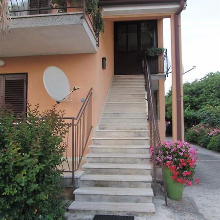 Apartment Gaudeamus อูมัค ภายนอก รูปภาพ