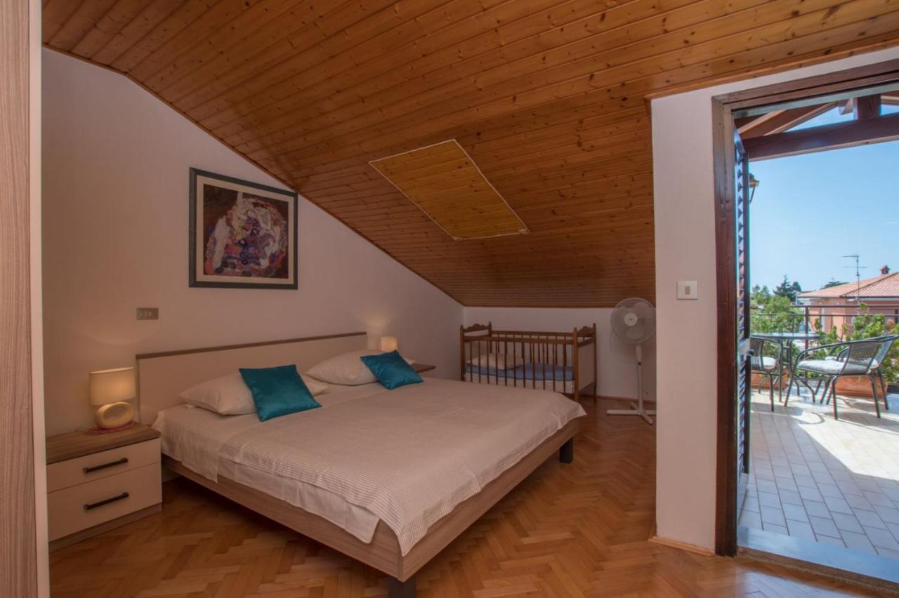 Apartment Gaudeamus อูมัค ภายนอก รูปภาพ