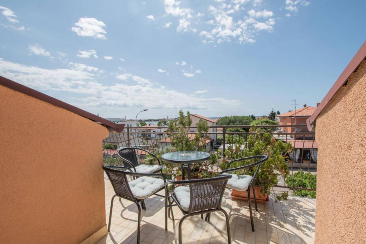 Apartment Gaudeamus อูมัค ภายนอก รูปภาพ